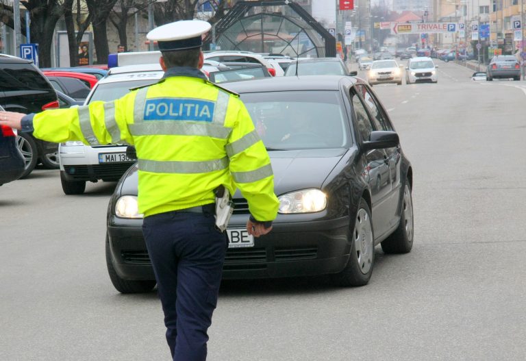 România – singura țară din lume în care țăranii se trag de șireturi cu poliția atunci când încalcă legea