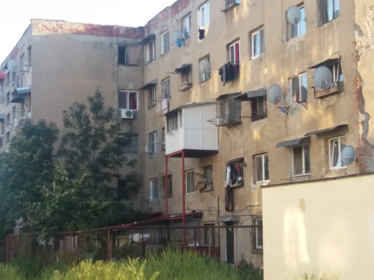 Balconul la români